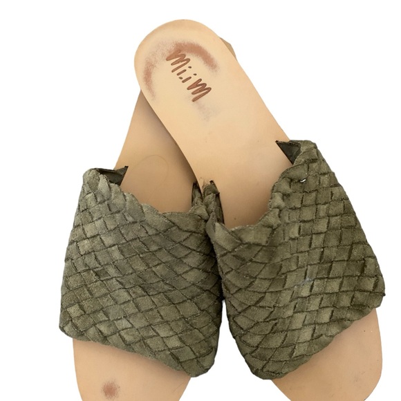 Authentic Mi.Mi Sandals - Picture 10 of 10